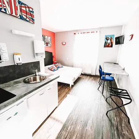 Les Jardins Dunkerque Centre 2*