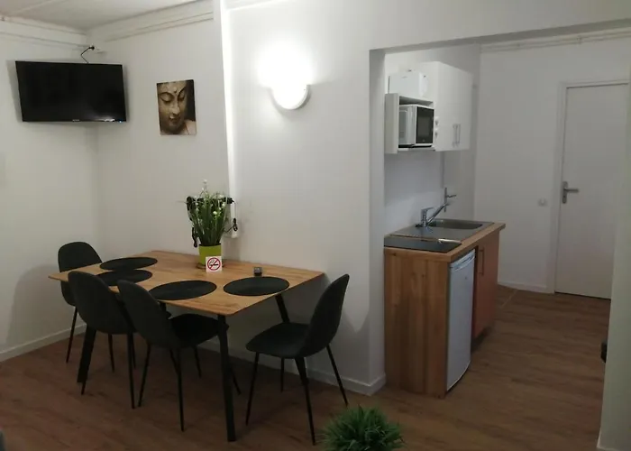 Hotel Les Jardins Dunkerque Centre 2*